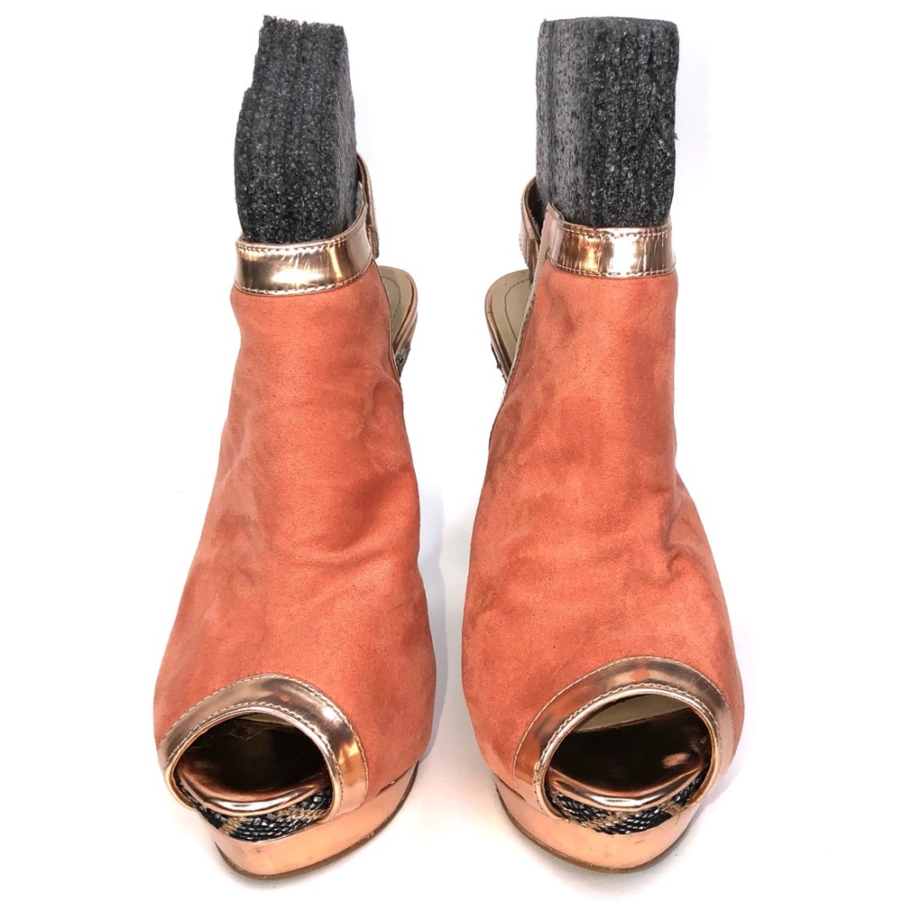 JESSICA SIMPSON ROSE GOLD PLATFORM HEELS - Picture 2 of 8